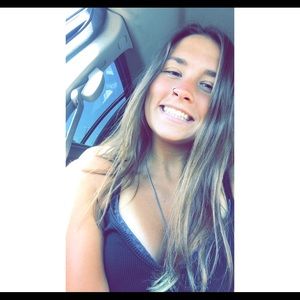 Meet your Posher, Courtney